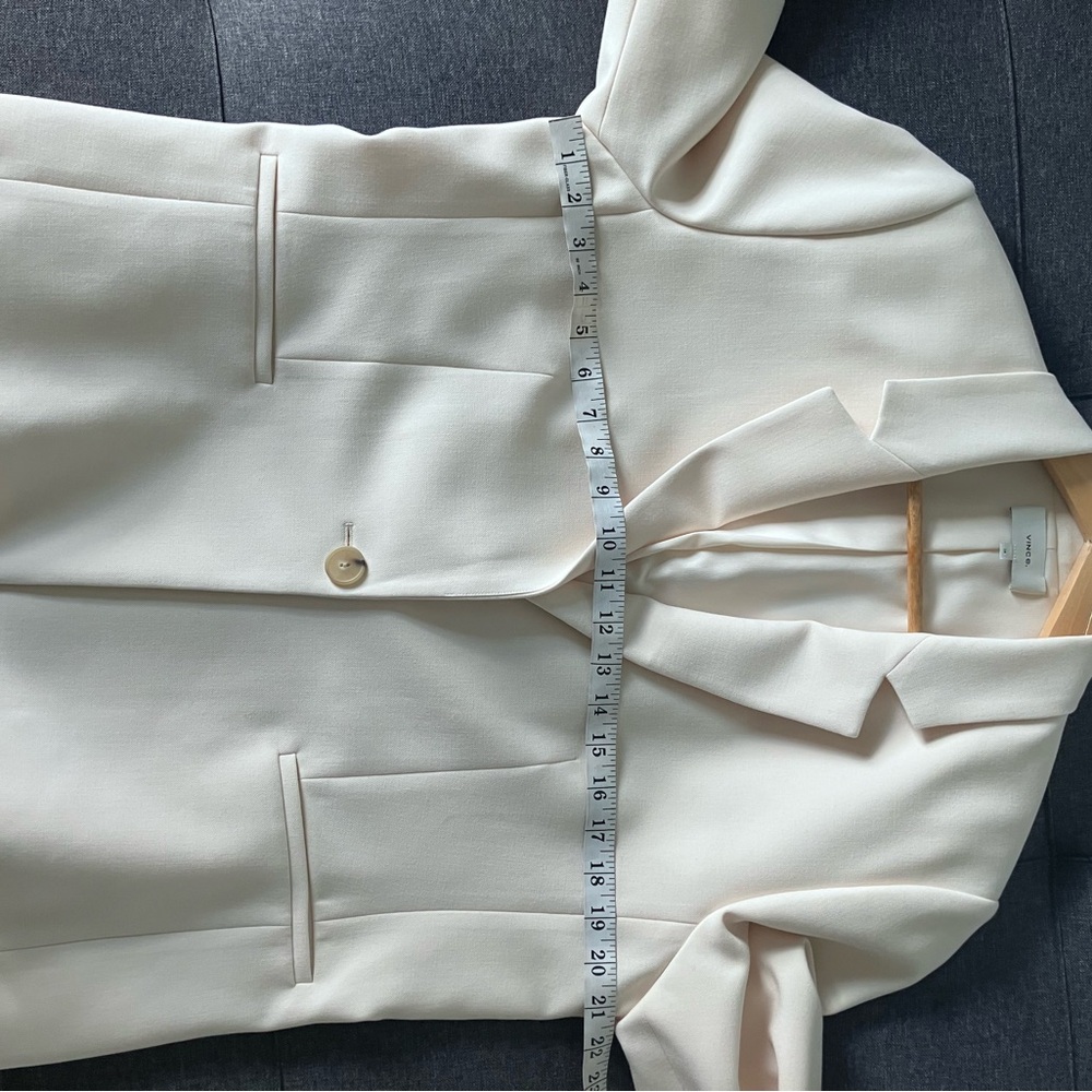 VINCE Shrunken Elegant Cream Blazer Size 14 - Picture 7 of 13
